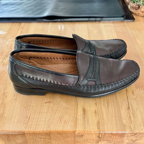 Mezlan Waters Two Tone Leather Loafers. Size 9. Brown/Black main image 7
